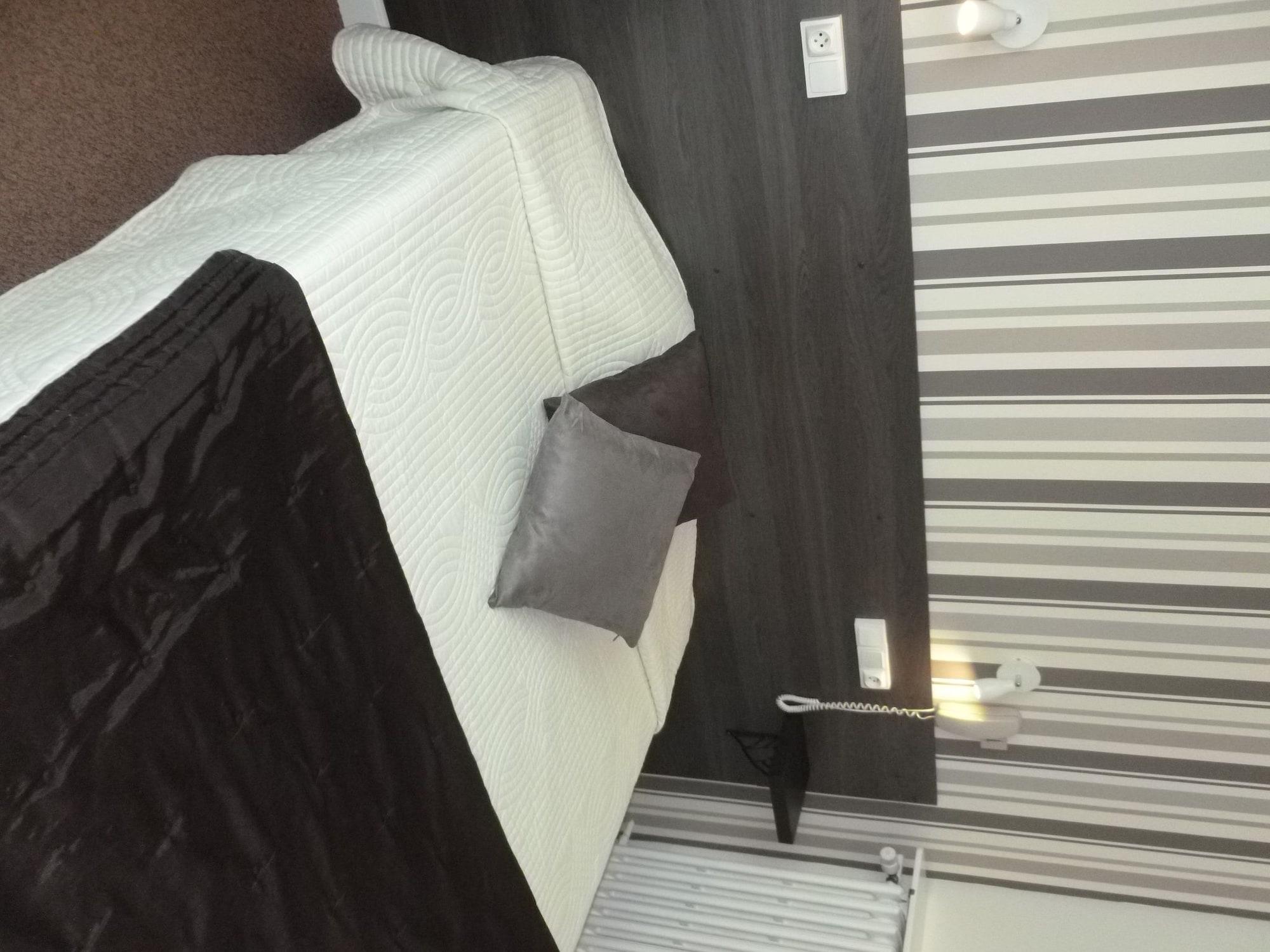 Hotel Richelieu, Le Havre Centre-Ville, Perret Εξωτερικό φωτογραφία